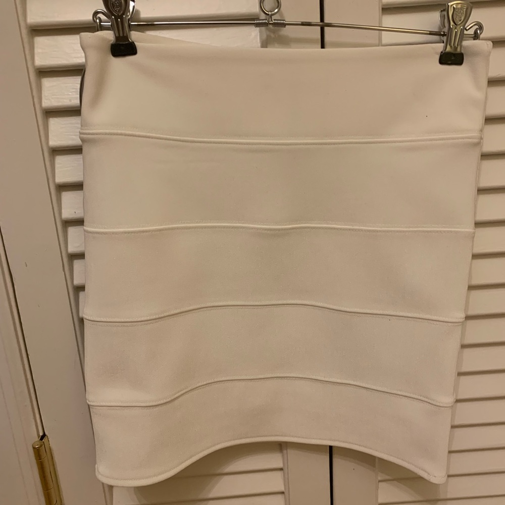 Womens white size xs/s white skirt